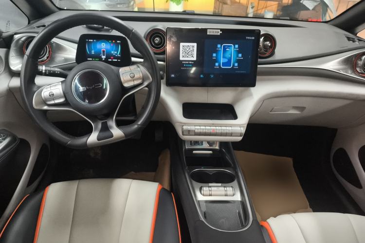 Used BYD Dolphin 2021 405 km Fashion Edition
