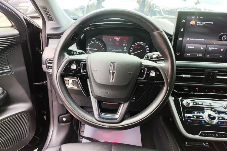 Used Lincoln Corsair 2021 2.0T Two-Wheel Drive Deluxe Edition Steering Wheel