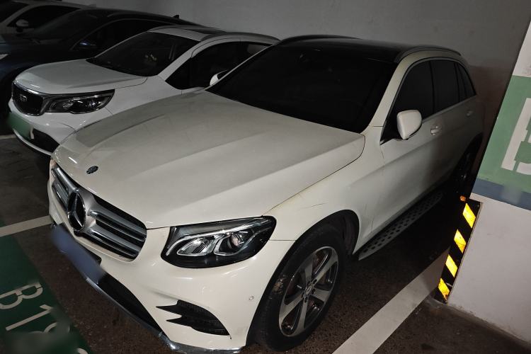 Used Mercedes-Benz GLC 2017 GLC 260 4MATIC Luxury Model