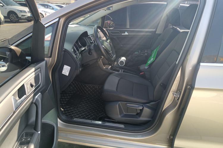 Used Volkswagen Golf Sportsvan 2018 230TSI Automatic Trend Edition