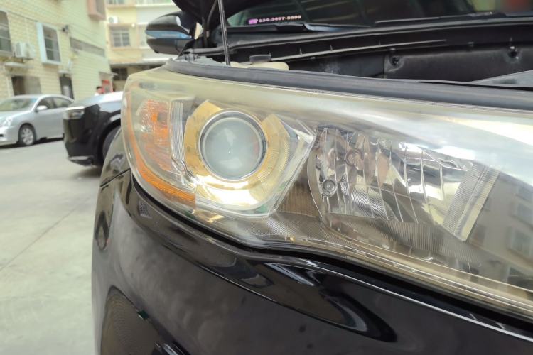 Used Toyota Highlander 2017 2.0T Four-Wheel Drive Black Edition Limited Model Right Front Headlight