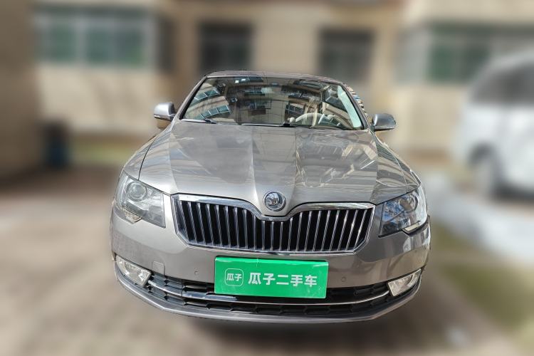 Used Skoda Superb 2013 1.8TSI Automatic Yashi Edition
