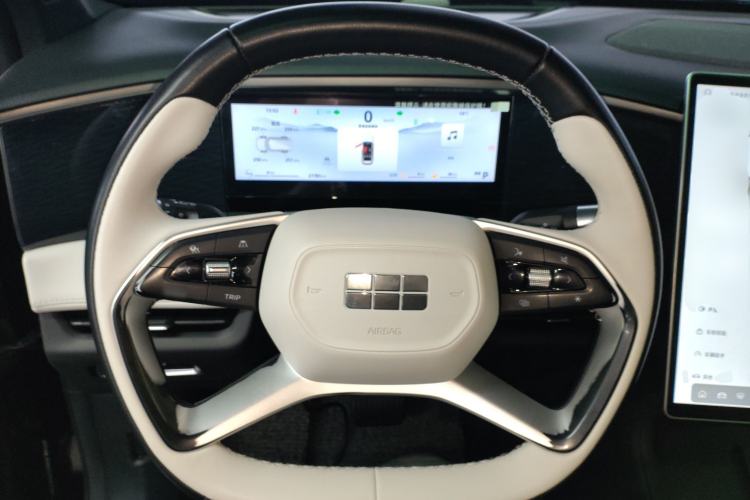 Used Geely Galaxy L7 2023 1.5T 115 km PLUS
