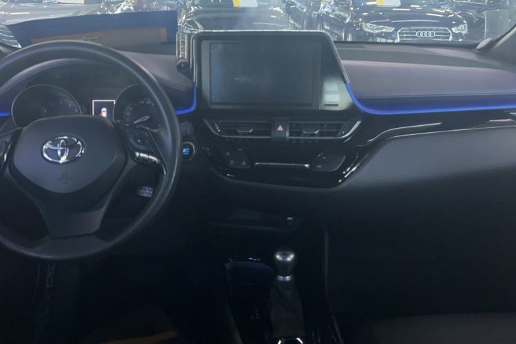 Used Toyota C-HR 2020 2.0L Leading Edition