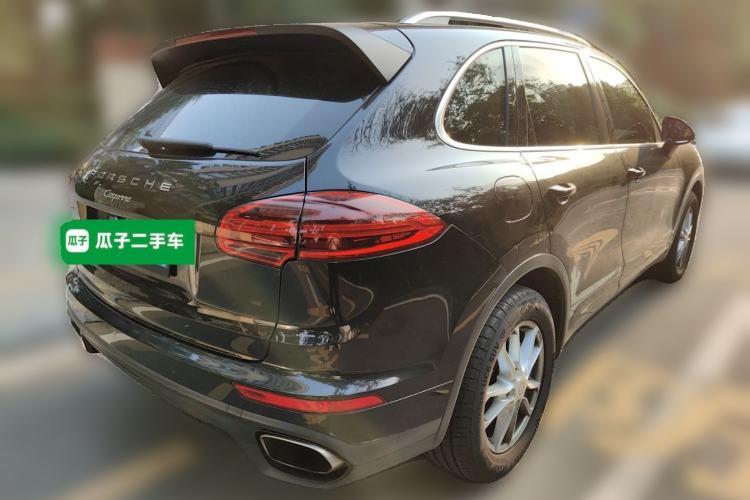 Used Porsche Cayenne 2015 Cayenne 3.0T Rear Right 45 Deg