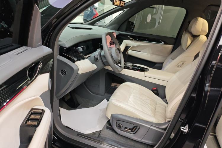 Used Zeekr 009 2024 Six-Seat Executive Version 4WD 108 kWh
