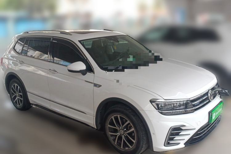 Used Volkswagen Tiguan L New Energy 2019 430 PHEV Hybrid Flagship Model Front Right 45 Deg