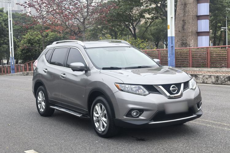 Used Nissan X-Trail 2014 2.5L CVT Luxury Edition 4WD Exterior 3