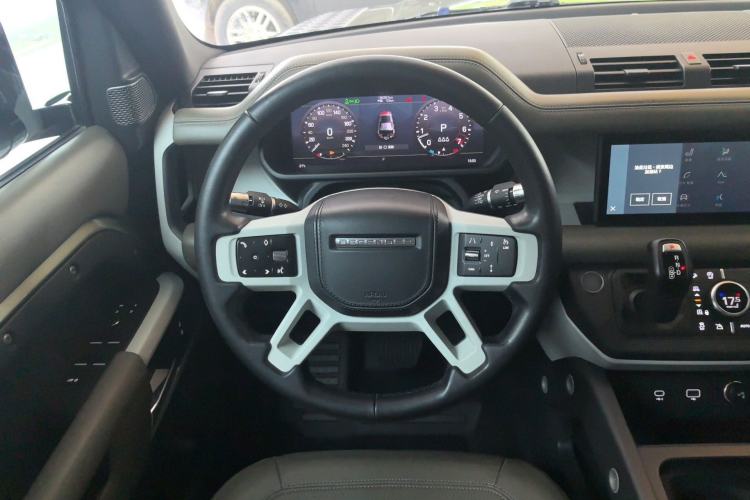 Used Land Rover Defender 2020 110 P400 HSE Steering Wheel