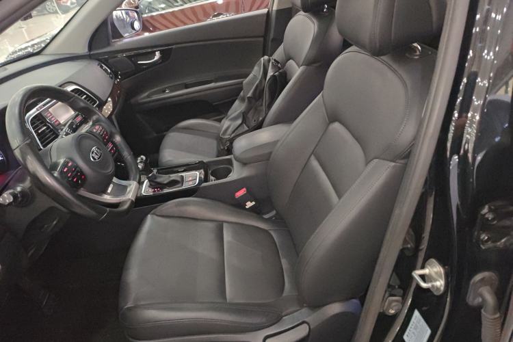 Used Kia K4 2017 1.6T Automatic T-DLX Turbo Left Front Seat