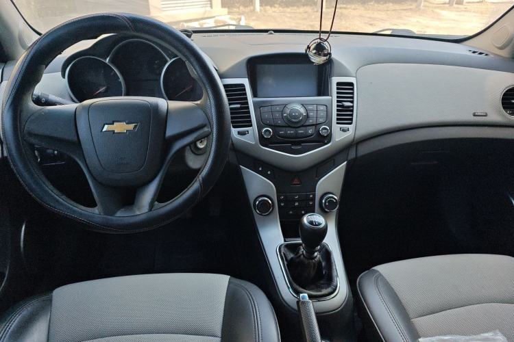 Used Chevrolet Cruze 2013 1.6L SE MT
