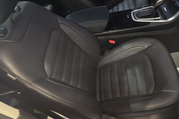 Used Ford Edge 2016 EcoBoost 245 Two-Wheel-Drive Titanium 7-Seater