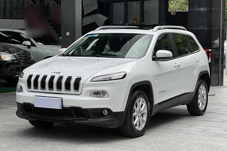 Used Jeep Cherokee 2014 2.4L Urban Edition