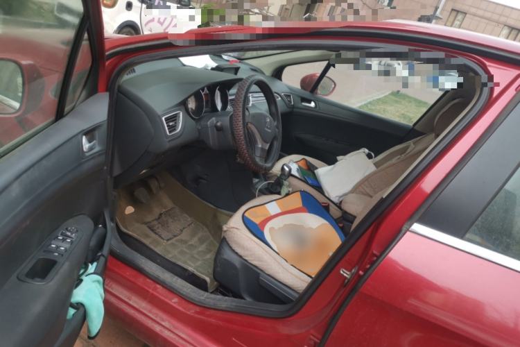 Used Peugeot 308 2013 1.6L Manual YouShang Model Driver Seat