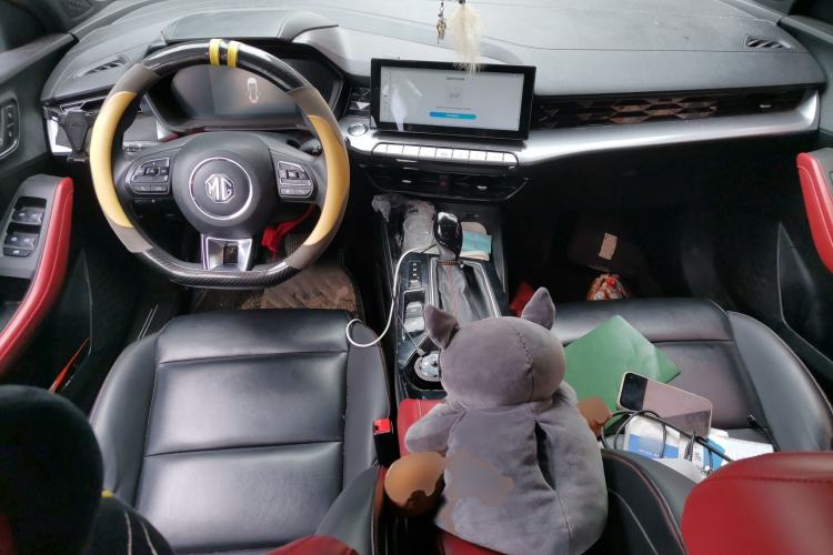 Used MG 5 2021 180 DVVT CVT Youth Luxury Edition
