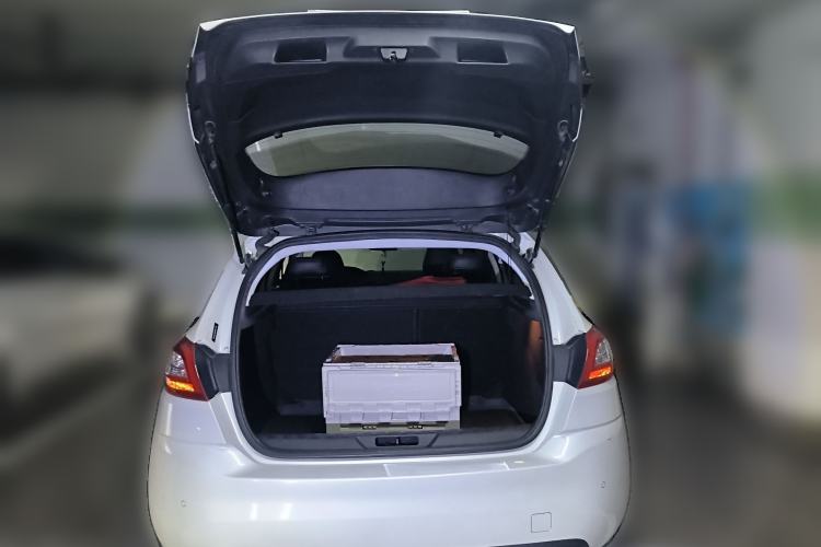 Used Peugeot 308S 2015 1.2T Automatic Jingchi Edition Trunk