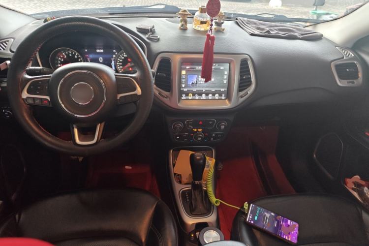 Used Jeep Compass 2017 200T Automatic Family Edition