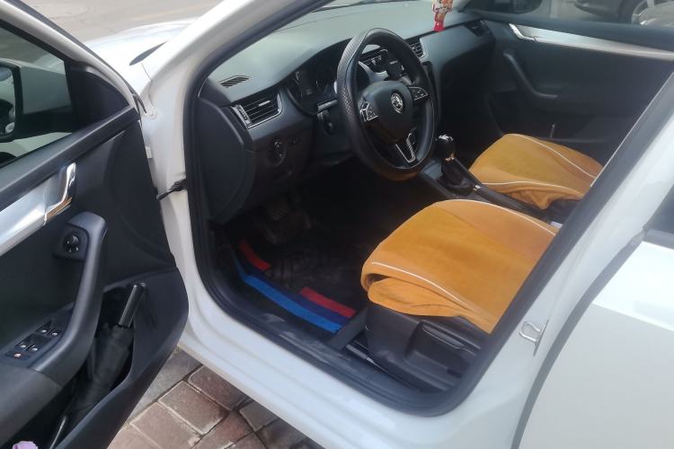 Used Skoda Octavia 2015 1.6L Automatic Yijie Edition
