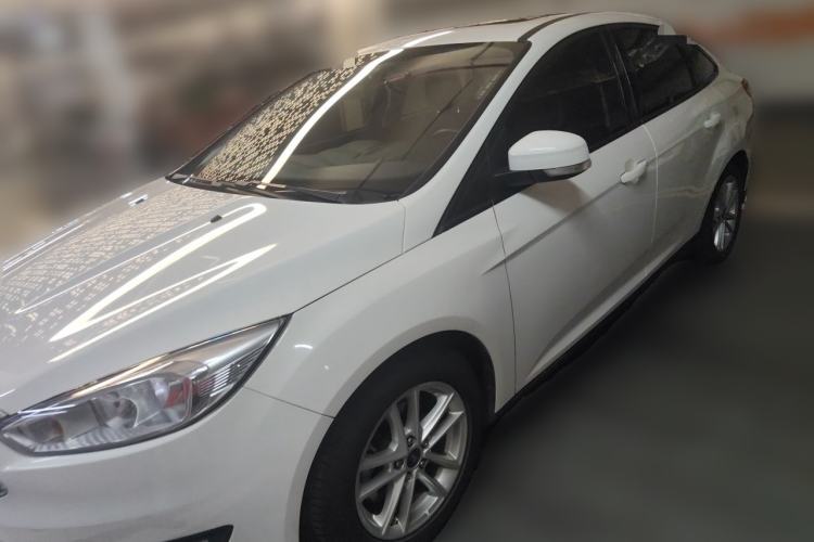 Used Ford Focus 2017 Sedan 1.6L Automatic Fashion Edition Smart Drive Version Guazi used car, China used car export, Used car for sale, Used cars, Cheapest cars for sale