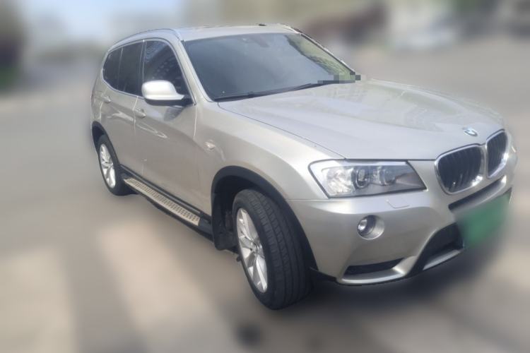 Used BMW X3 2013 Facelifted xDrive20i Luxury Edition Front Right 45 Deg