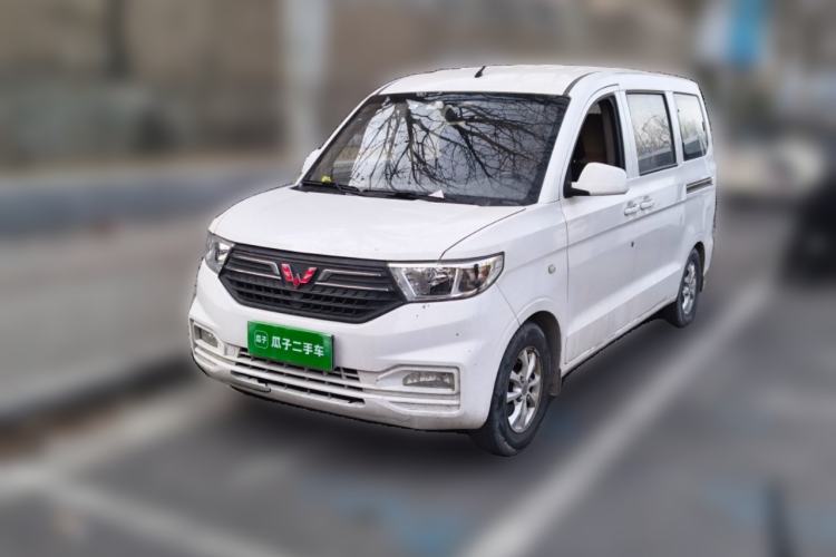 Used Wuling Hongguang V 2019 1.5L Enjoyment Version China VI LAR
