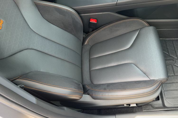 Used CHANGAN UNI-V 2022 2.0T Leading-Speed Edition Right Front Seat