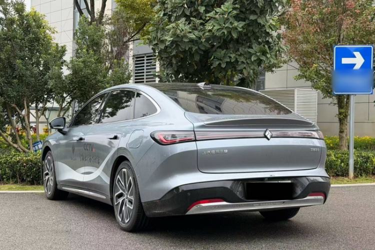 Used Baojun Enjoy 2025 All-Electric 600km Luxury Edition
