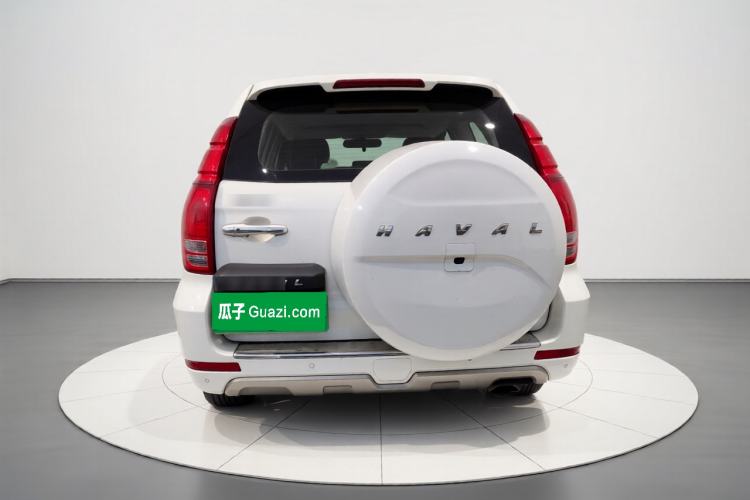 Used Haval H9 2017 2.0T Gasoline 4x4 Luxury 7-Seater Rear
