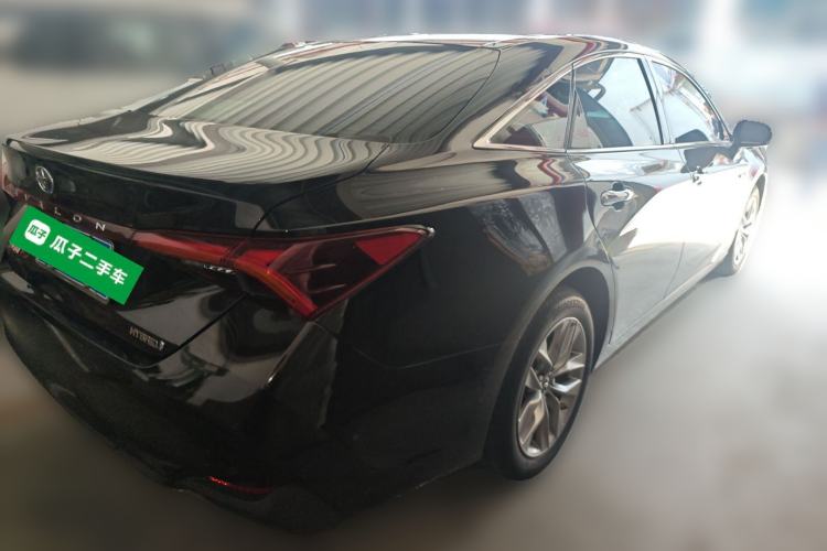 Used Toyota Avalon 2019 Dual-Engine 2.5L Luxury Edition China VI Standard