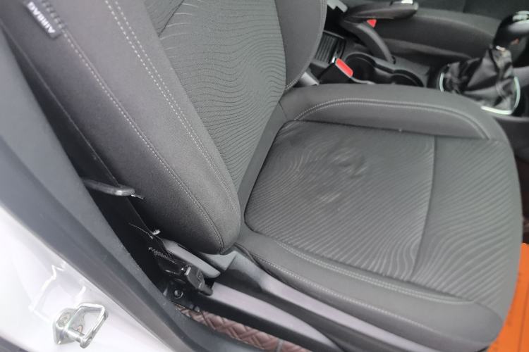 Used Buick Encore 2014 1.4T Manual Two-Wheel Drive Urban Advanced Model
