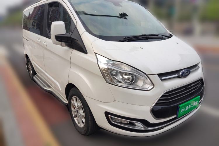 Used Ford Tourneo Custom 2017 2.0T Automatic Elite Edition Front Right 45 Deg