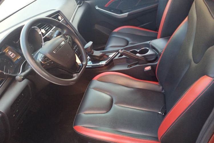 Used Venucia D60 2018 1.6L CVT Smart Connect Elite Edition Left Front Seat