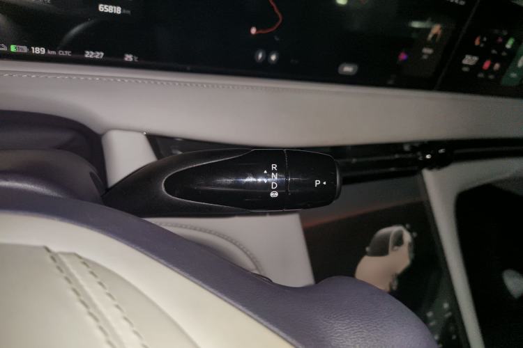 Used IM LS7 2023 90 kWh Elite Rear-Drive Version

