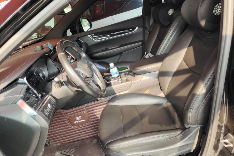 Used Cadillac XT5 2021 2.0T Two-Wheel Drive Luxury Version