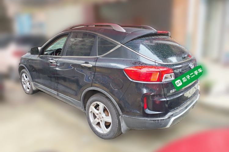 Used Bestune X80 2013 2.0L automatic comfort version