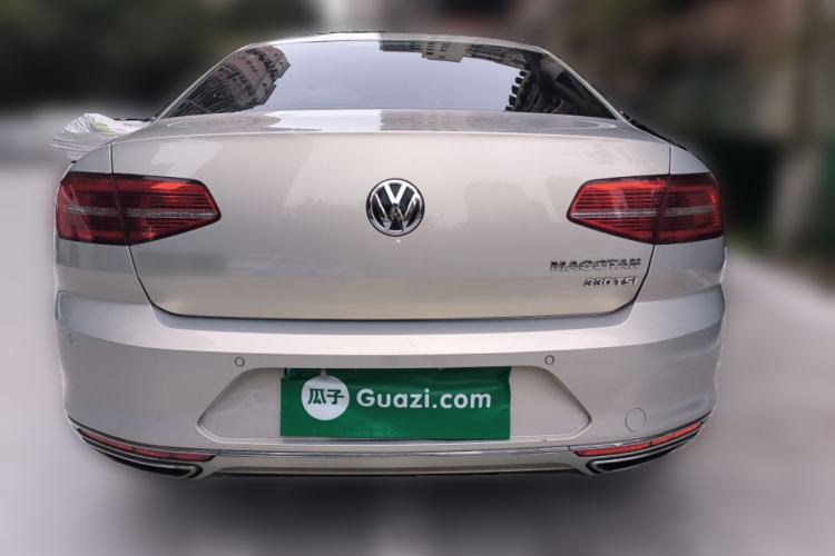 Used Volkswagen Magotan 2018 Facelift 330TSI DSG Luxury Model Rear