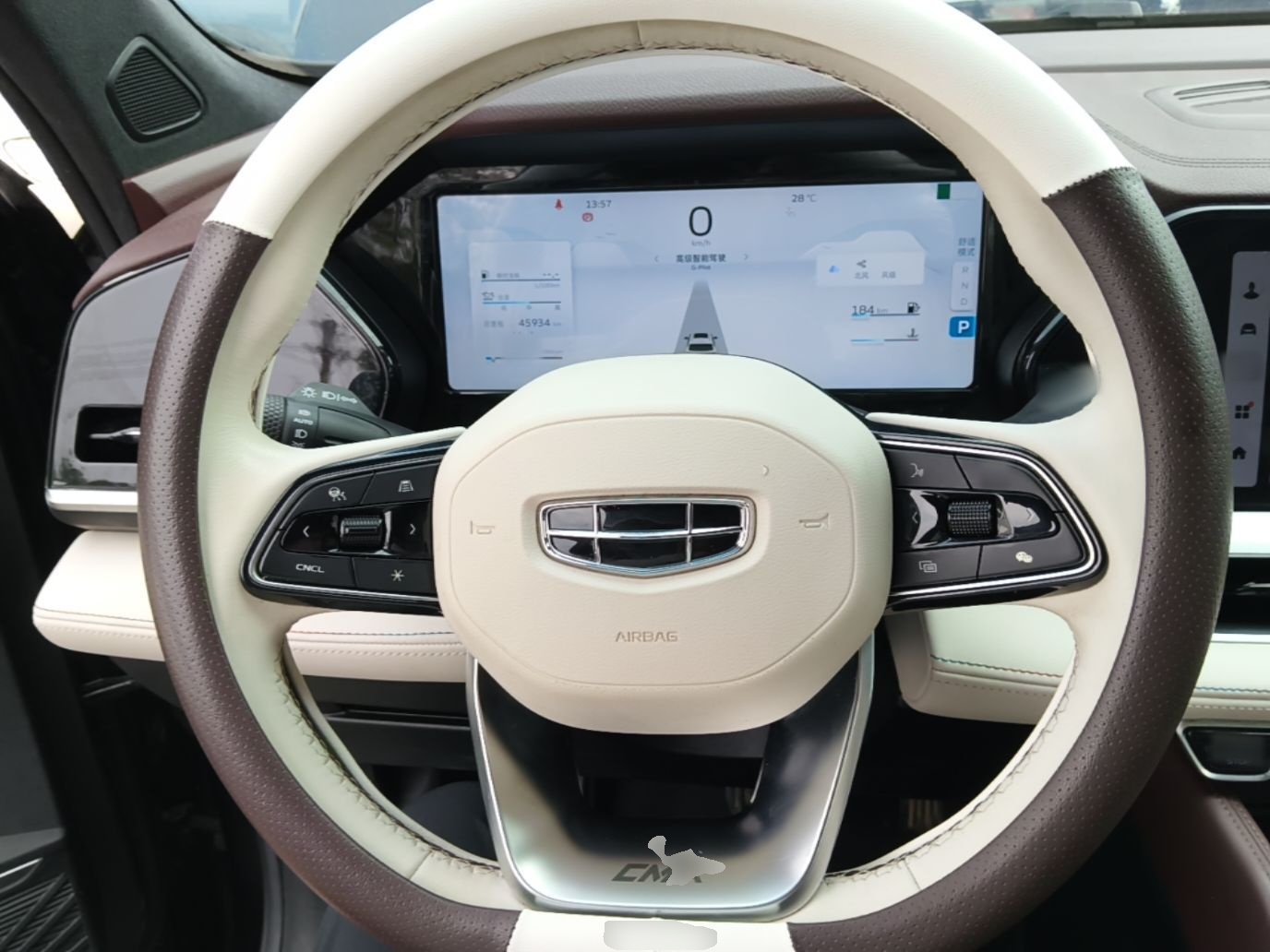 Geely Auto Monjaro L 2021 2.0TD DCT EVO Two-Wheel Drive Prestige Version — снимка 13