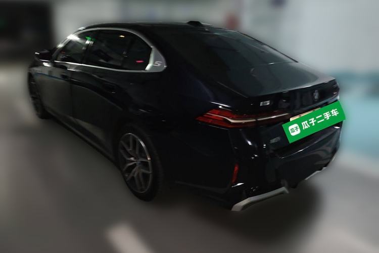 Used BMW i5 2025 eDrive 35L M Sport Package
