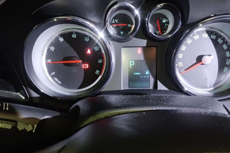 Used Buick Encore 2014 1.4T Automatic Two-Wheel Drive Urban Elite Model
