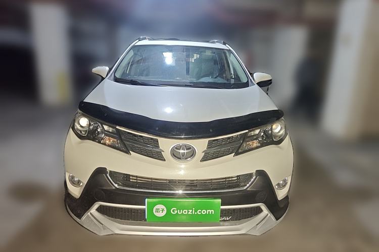 Used Toyota RAV4 2015 2.0L CVT Two-Wheel Drive Fashion Edition