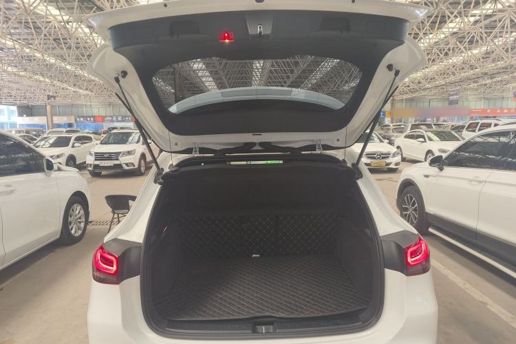 Used Mercedes-Benz GLA 2023 GLA 200 Trunk