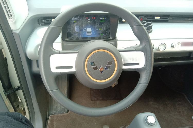 Used Wuling Hongguang MINIEV 2022 GAMEBOY 200km Gaming Edition with Lithium Iron Phosphate Steering Wheel