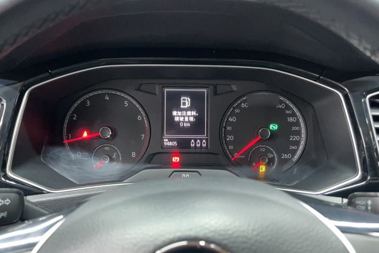 Used Volkswagen T-ROC 2018 280TSI DSG Two-Wheel-Drive Comfort Version China V Standard