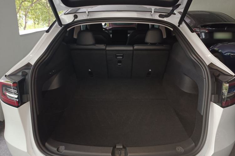 Used Tesla Model Y 2024 Rear-Wheel-Drive Version