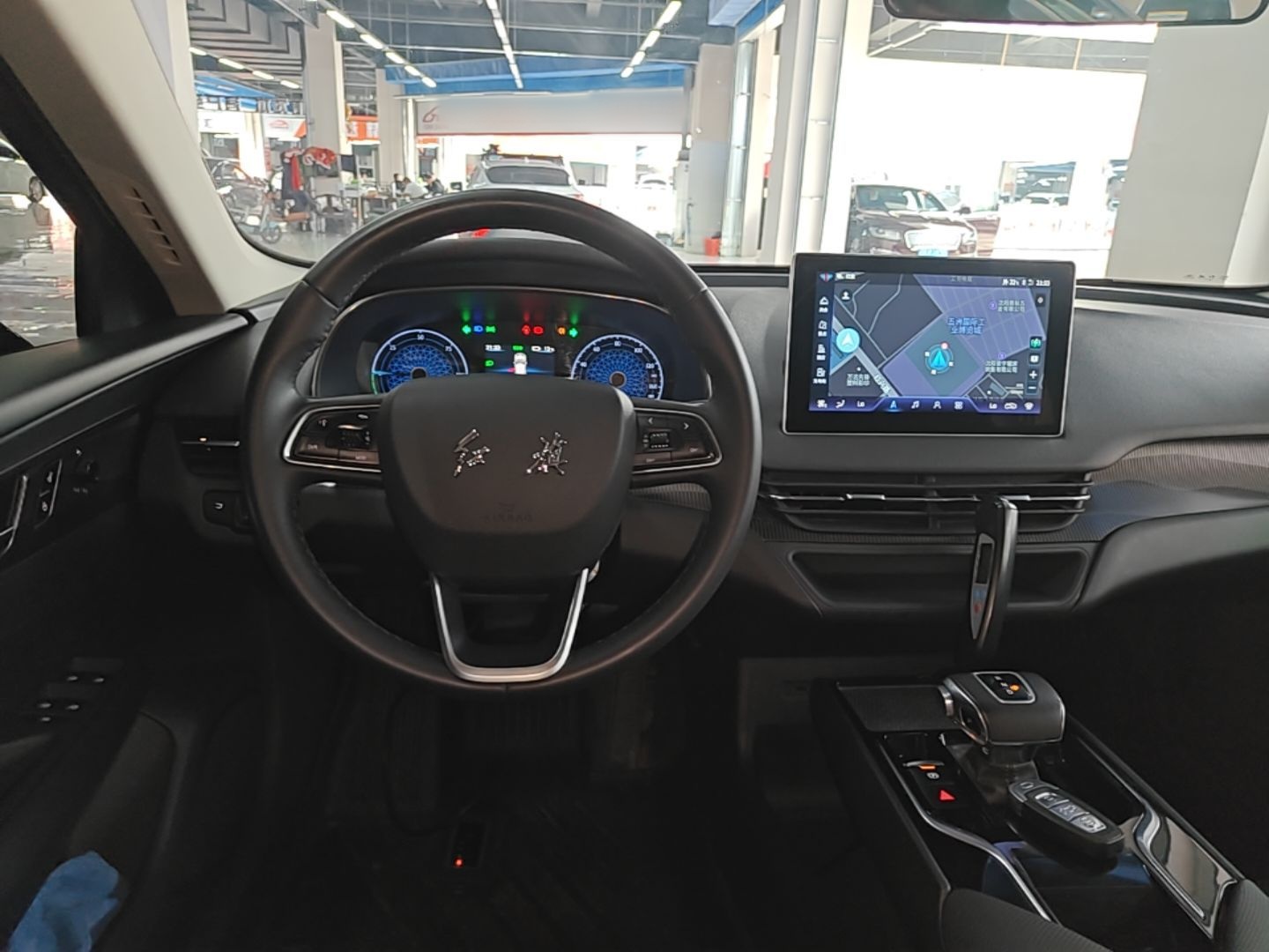 Hongqi E-QM5 2022 431 km Charge & Enjoy Edition — снимка 13