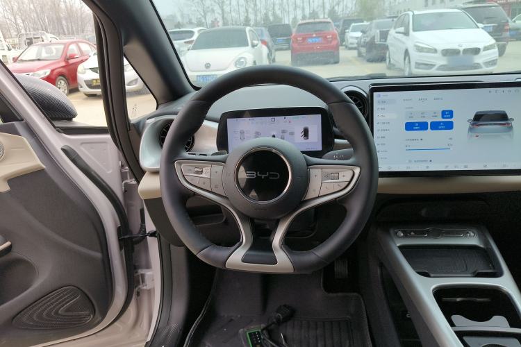 Used BYD Dolphin 2025 Intelligent Driving Version 410 km Fashion Edition