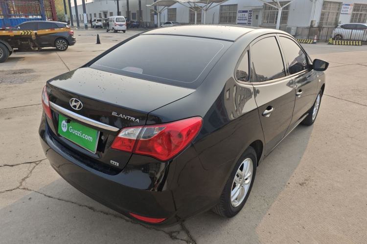 Used Hyundai Celesta 2015 1.6L Manual Comfort Model
