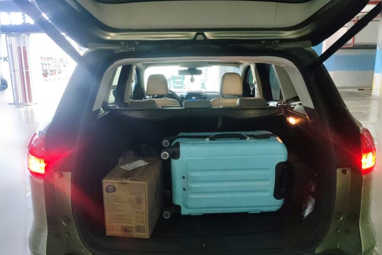 Used Ford Kuga 2013 2.0L GTDi Four-Wheel-Drive Elite Model Trunk