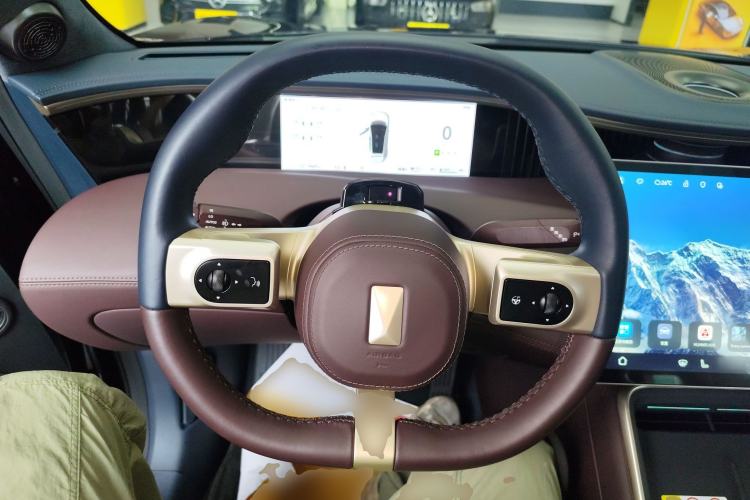 Used Avatr 11 2025 Year Updated Max Extended-Range Version