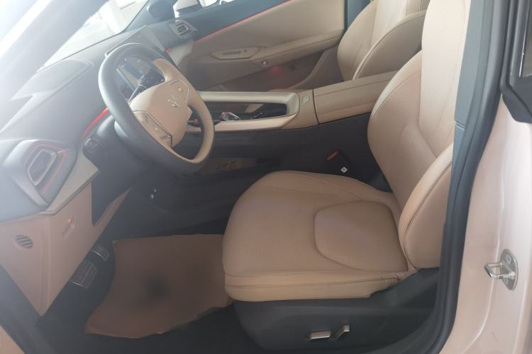 Used ARCFOX Alpha S5 2024 650ULTRA 390kW Left Front Seat